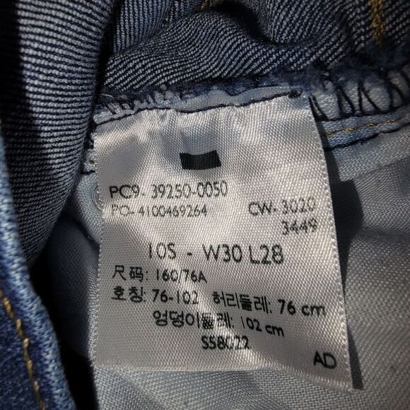 Levi's Women's Classic Straight Leg Denim Jeans Size 10 - Picture 6 of 7
